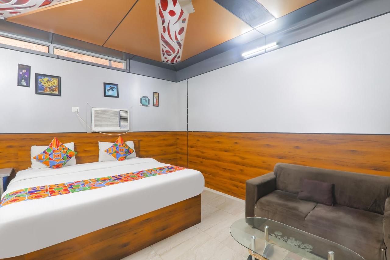 Fabexpress Atithi Hotel Ráncsí Kültér fotó