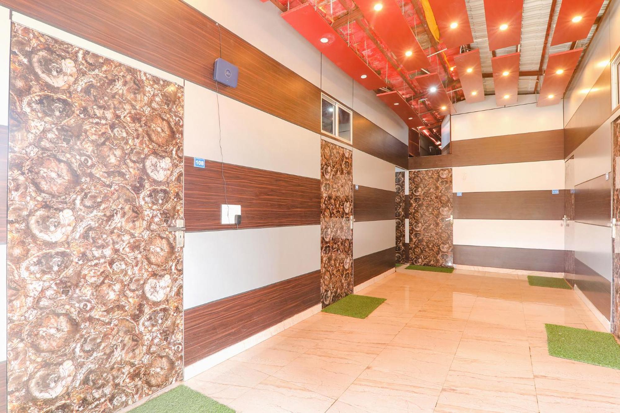 Fabexpress Atithi Hotel Ráncsí Kültér fotó