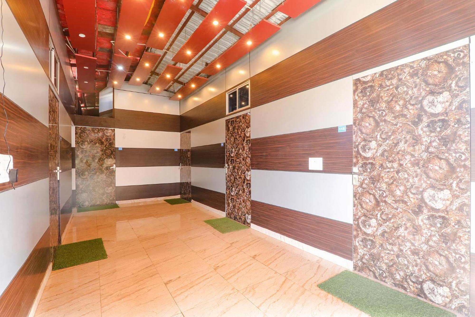 Fabexpress Atithi Hotel Ráncsí Kültér fotó